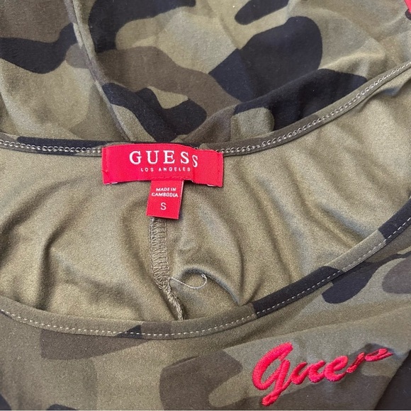 GUESS Camouflage Bodysuit Size Small - Picture 7 of 7